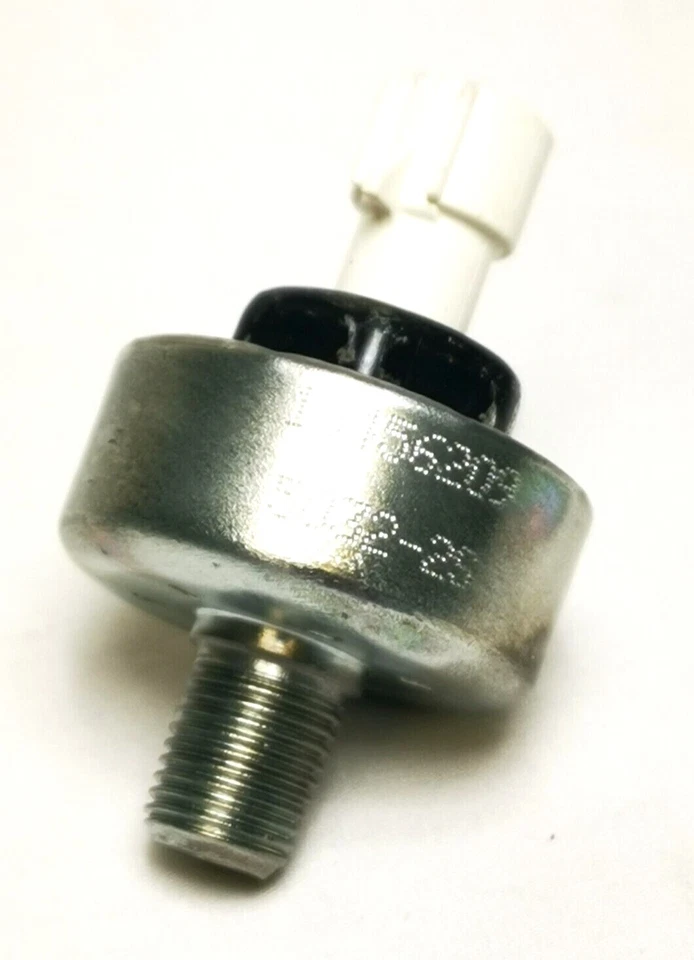 Sensor de golpeo OEM 213-296 se adapta a varios autos 96-03 GM con motores de 2,2 L y 2,4 L 4 cilindros Foto 2 de 4