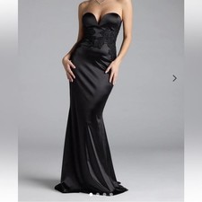 NWT Windsor Dress Black Amari Strapless Applique Mermaid Satin Formal Long Maxi