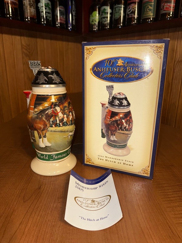 The Hitch At Home, Anheuser-Busch Collectors Club Stein CB31 w/ COA & Box