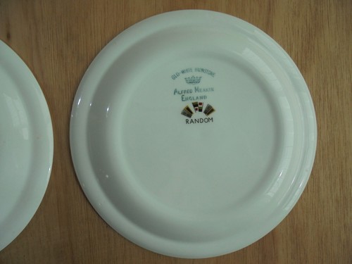 6 x Vintage Alfred Meakin Glo-White Random pattern side plates 18 cms dia - Picture 13 of 18