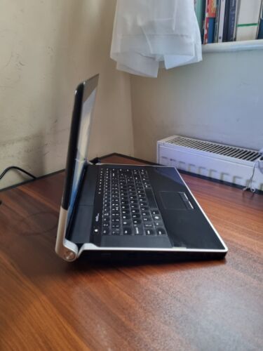 Dell Studio XPS 1647, i5 2.4GHz, 8GB RAM, 250GB HDD + FAST UK 🇬🇧 POST! - Picture 7 of 10