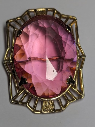Vintage Oval Faceted Pink Glass In Openwork Gold Tone Setting Brooch Pin - Picture 10 of 19