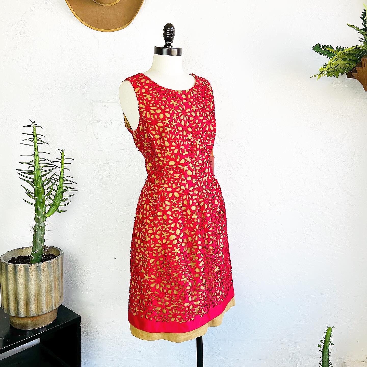 CARLISLE Designer Hand Embroidered Red Italian Linen & Charmeuse Satin Dress 8 M image 3