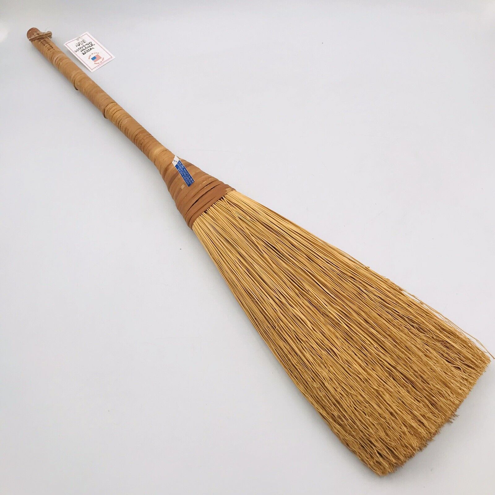 New Berea College Crafts Wrapped Wood Hearth Broom Sweep 31" Brown Straw 