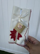 Macy Home Wear Cloth Dinner Napkins 18x18” Christmas Spirit Poinsettia Trio NWT!
