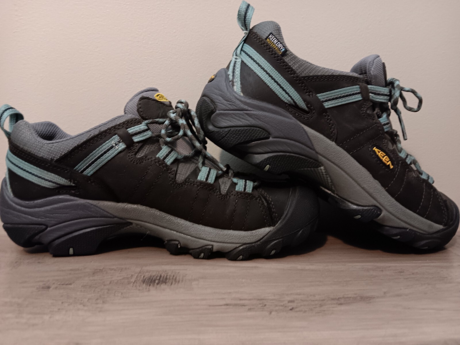 KEEN Targhee II WP donna taglia 8 5 nero oliva blu minerale 1012244