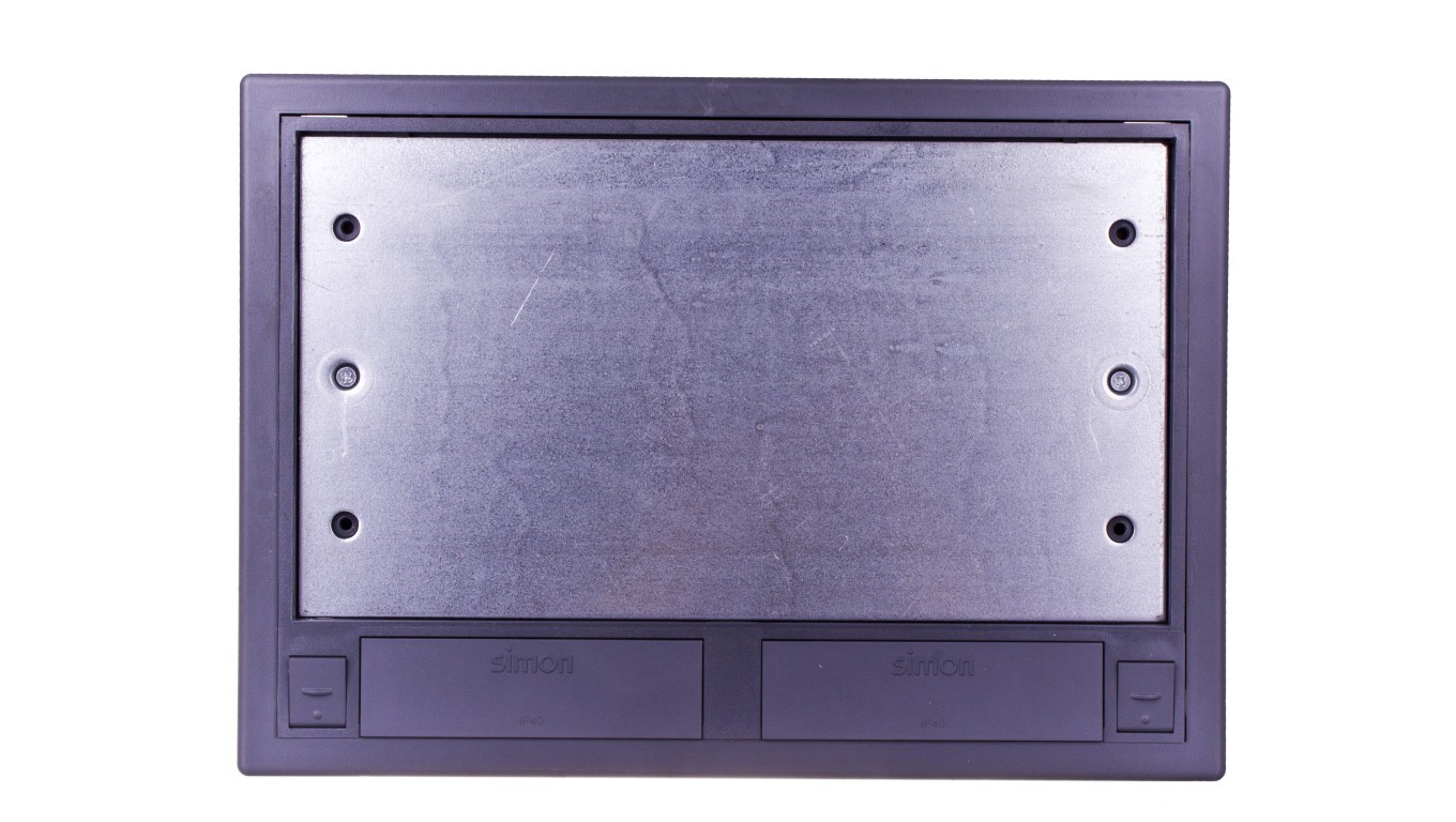 SF Floor Socket Six Way 12xK45 + Simon Connect SF670/1