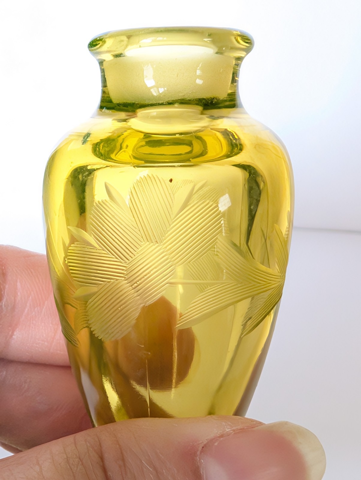 Antique Vaseline Art Glass Fostoria Etched Vanity Powder Jar Perfume Bottle Lid 