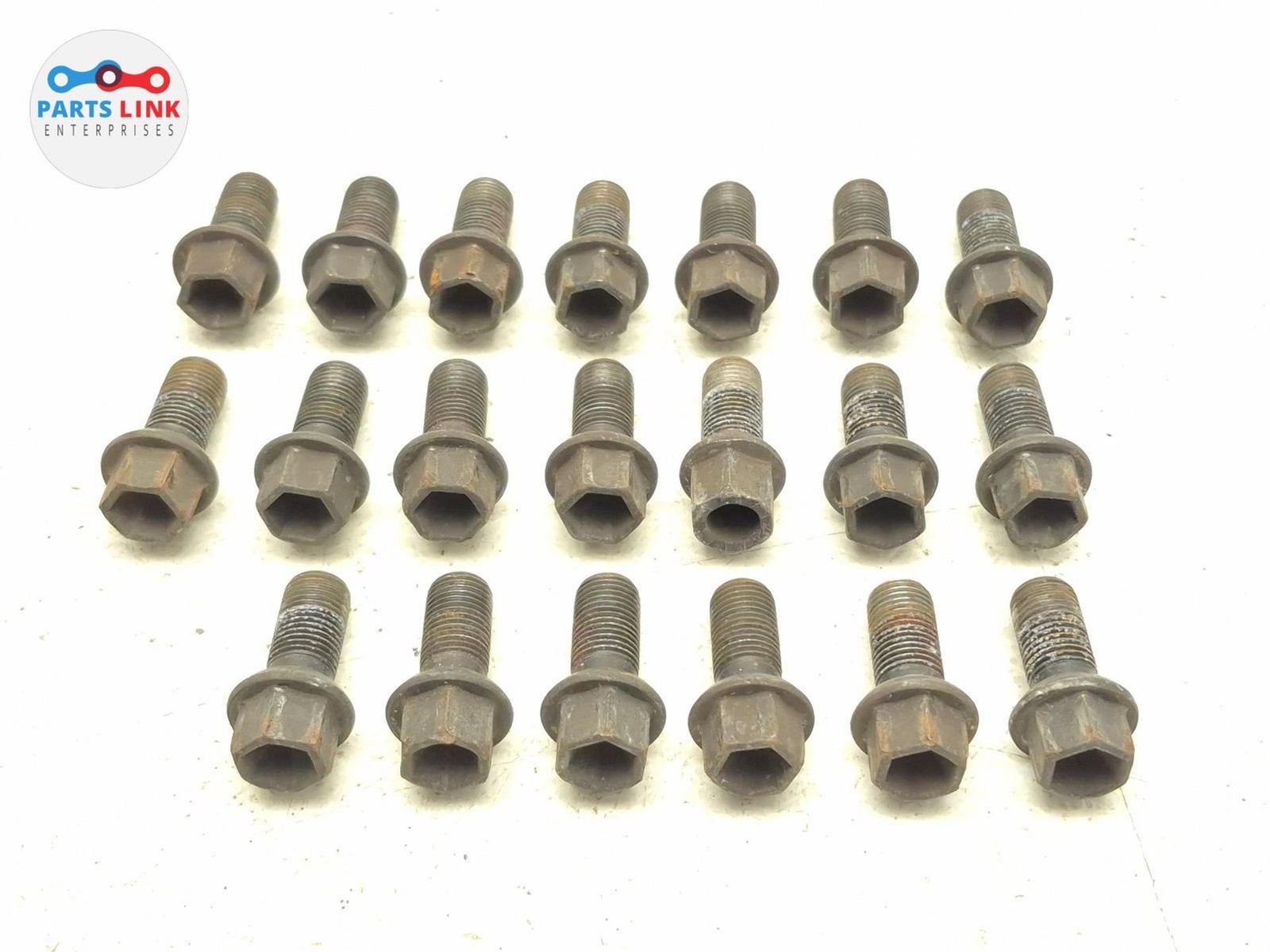 2016-20 BENTLEY BENTAYGA WHEEL RIM LUG NUT BOLT SET CONTINENTAL FLYING SPUR 636