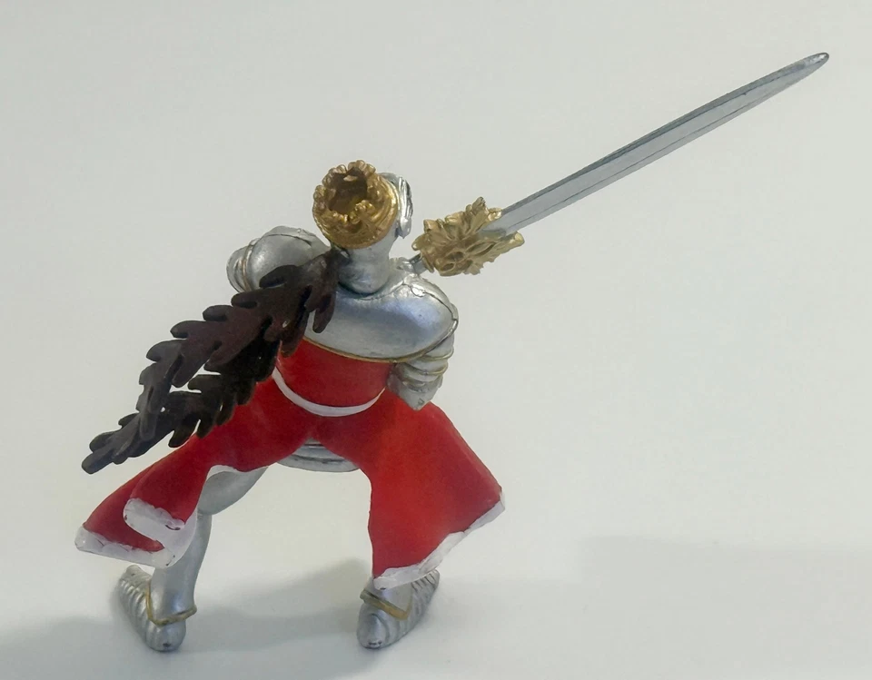 Figura con espada PAPO Era Medieval Rojo y Blanco Dragón Rey Caballero 2014 Foto 2 de 4