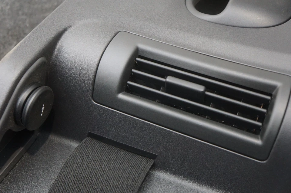 Juego Ventilación Pilar Trasero Izquierdo Derecho C L8B2519A97 Land Rover Defender L663 20-23 Foto 4 de 4