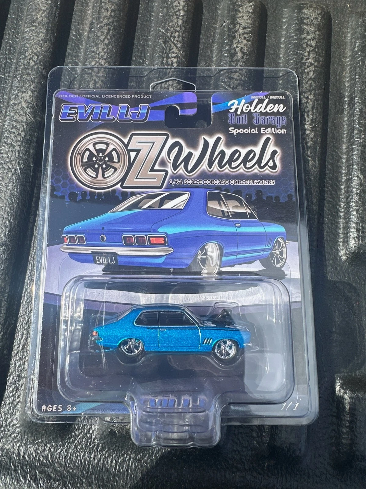 Picture 1 of 1