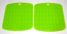 Silicone Pot Holder For Kitchen 7"x7" Multipurpose Heat Resistant 2 pack Green