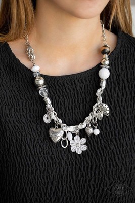 🤍Charmed I'm Sure🤍White🤍Necklace 