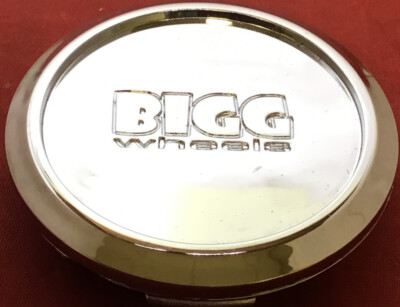 ONE USED BIGG Wheels Custom Wheel Center Cap 2 1/2 CAP982K62 Chrome /11383