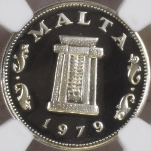 MALTA. 1979, 5 Cents - NGC PF69 - Top Pop 🥇 Hagar Qim, Ritual Altar, 🐬 Rare - Picture 3 of 6
