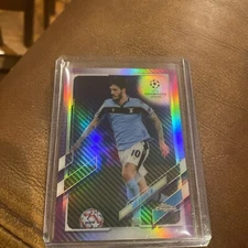 2021 Topps Chrome UEFA Champions Refractor Luis Alberto Purple Carbon
