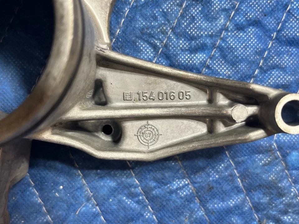 Brida colector de admisión de aire 97-04 Mercedes Benz Clase C230 R170 Slk230 OEM Foto 2 de 4