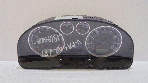 VW PASSAT B5 3B2 Kombiinstrument 3B0920927 1.8 Benzin 112kw 2001 22676188