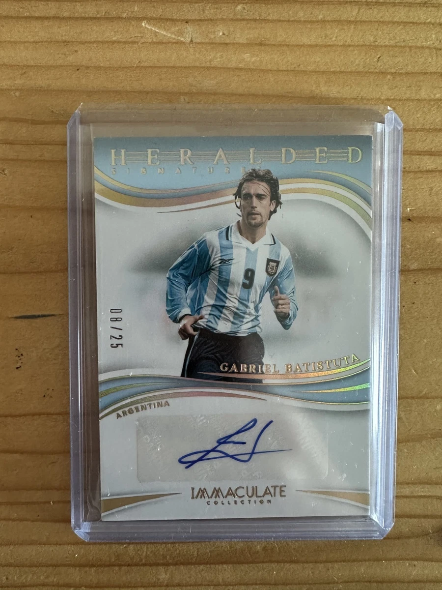 Gabriel Batistuta Soccer Autographed Sports Trading Cards
