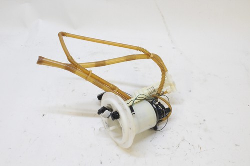 Mercedes E W207 Kraftstoffpumpe A2044701494