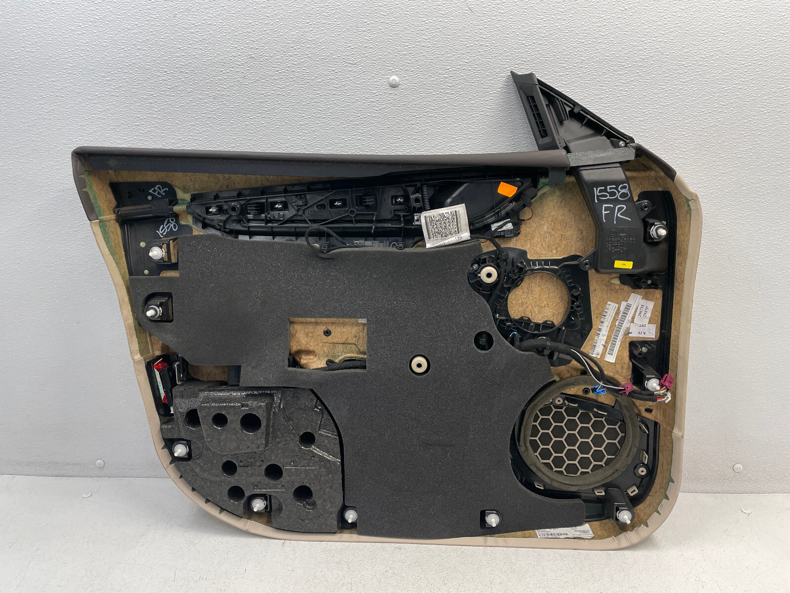 2014-2017 Maserati Ghibli S Front Right Pass Interior Door Cover Panel 1558 OEM