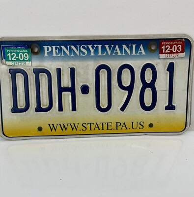 Pennsylvania License Plate VISIT PA VISITPA - BLUE WHITE YELLOW DDH 0981 Expired