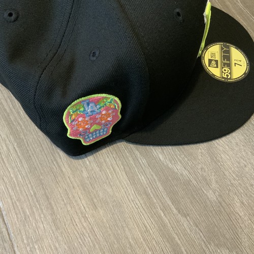 New Era Los Angeles Dodgers 59FIFTY Sugar Skull Patch Mens’s Size: 7 3/4 Hat - Picture 5 of 5