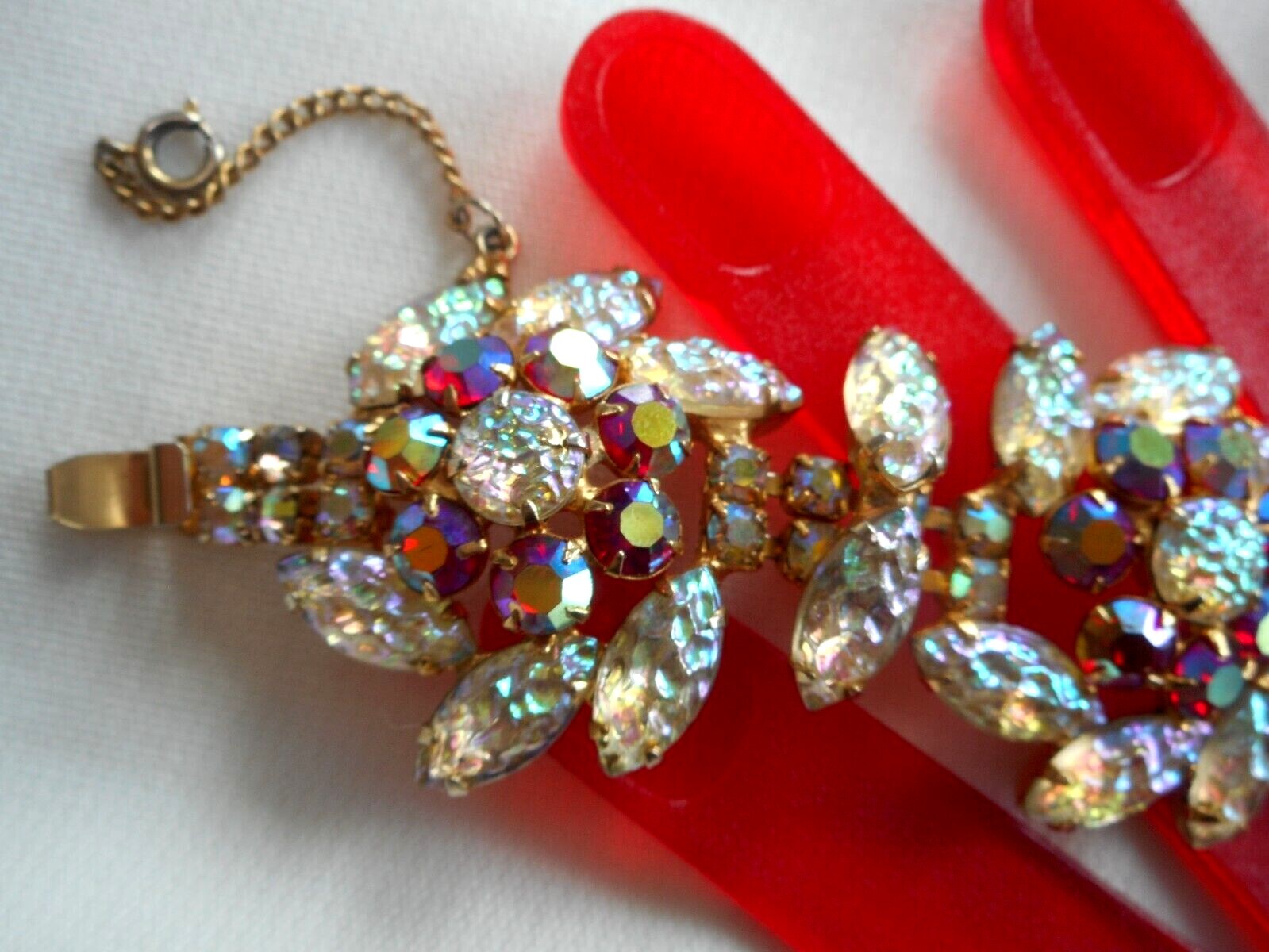 Vintage unsigned Rhinestone Bracelet Ruby Red opa… - image 2