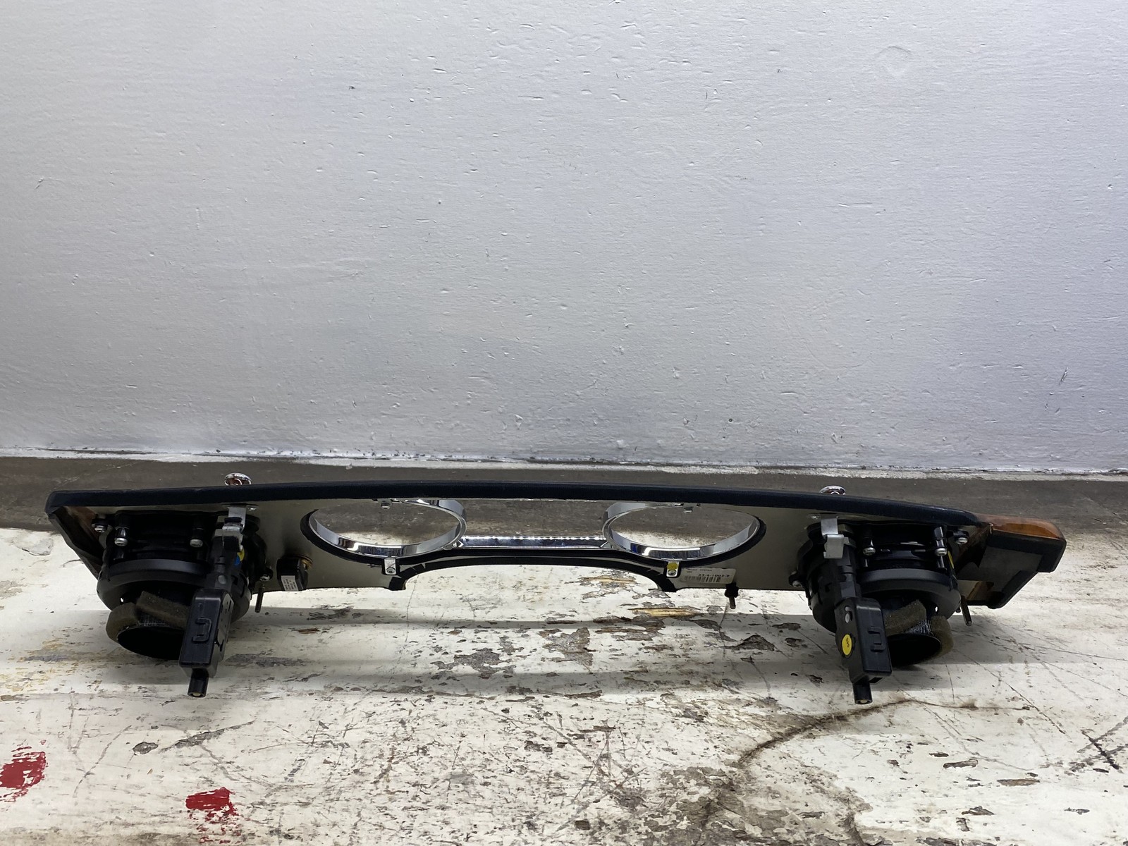 2010-2020 BENTLEY MULSANNE FRONT DASH SPEEDOMETER CLUSTER TRIM PANEL W/ VENTS