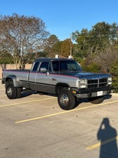 1993 Dodge Ram W350 4x4 Club Cab LE