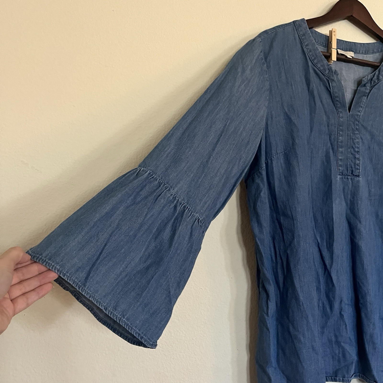 Talbots Chambray Tunic Split V Neck Bell Sleeve P… - image 4