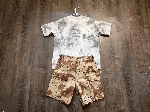 Futura 2000 x Uniqlo tie dye T-shirt sz. L and Desert Camo Short sz. M fit NWOT - Picture 7 of 8