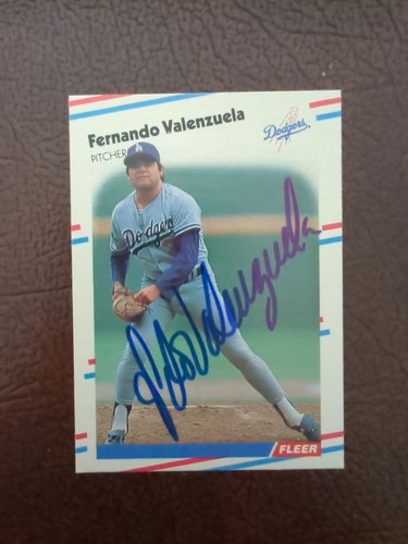Fernando Valenzuela Signed Autographed 1988 Fleer Card MLB Baseball LA Dodgers