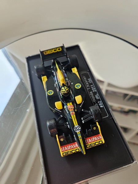 1/43 3D Lotus-Honda Indycar KV T.Kaanan. IRL 2011. Artesanal