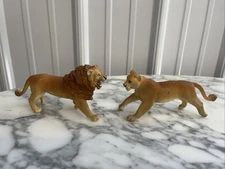 Safari Ltd African Lion & Lioness 1997 Retired Animal Figures Toy Lot Of 2