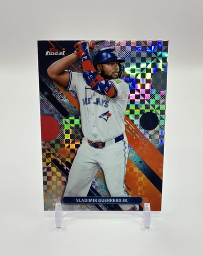 2025 Topps Finest Common Vladimir Guerrero Jr. Checkerboard Refractor No. 19