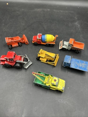 Lot Of 7 Vintage Lesney Matchbox Construction- Trucks, Bulldozer And Cement. ML