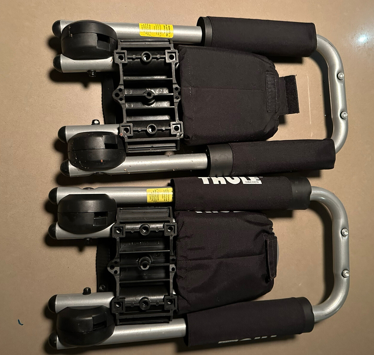 Thule HullAPort Pro 835PRO Folding Vertical Kayak Carrier w/ mounting