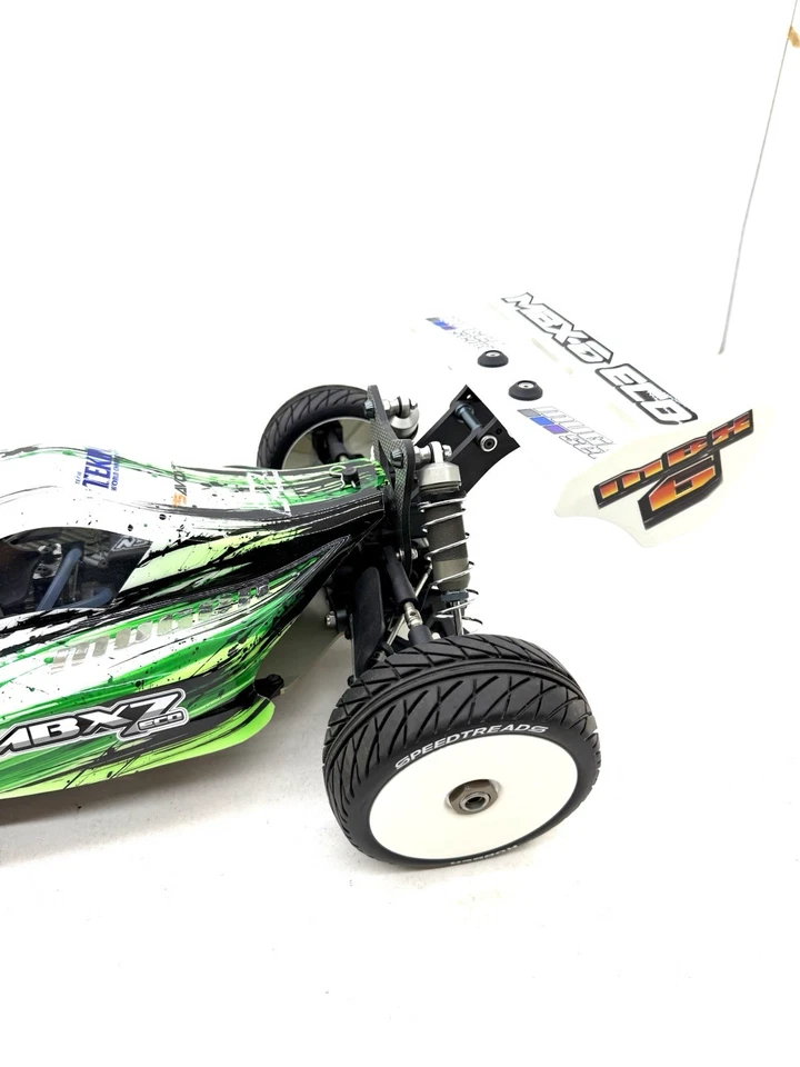 Mugen Seiki MBX7 Eco 1/8 Scale 4WD Nitro Buggy Roller NEW NEVER RAN - Image 3 of 4