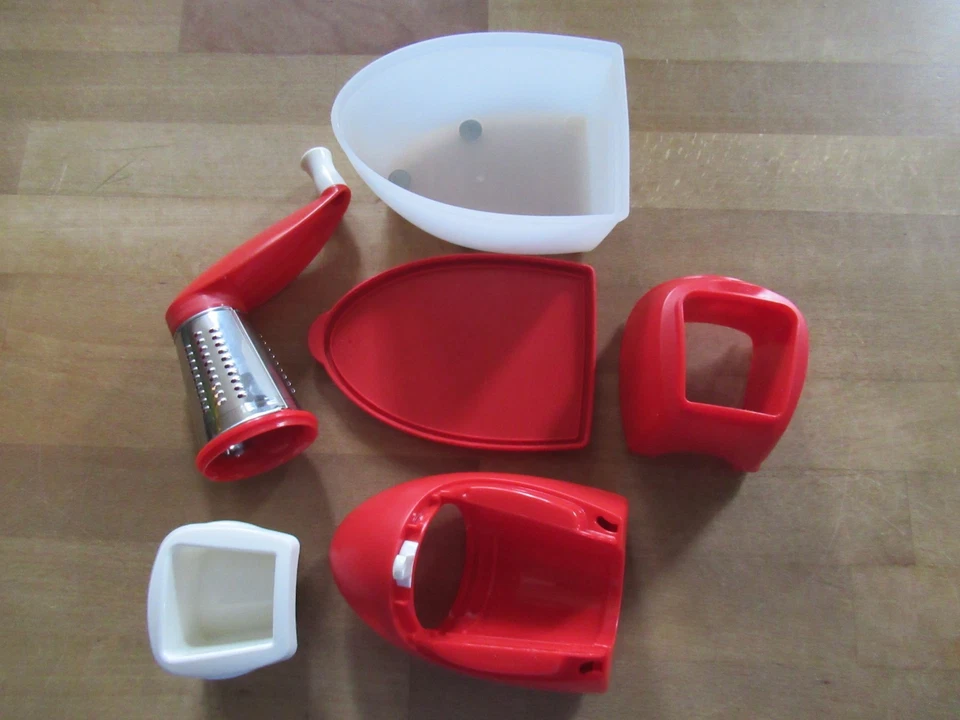Tupperware Mahlchef Käsereibe, rot, 400 ml Auffangbehälter mit Deckel, neuwertig - Bild 2 von 2