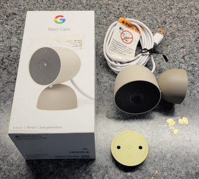 Google - Nest Cam (2nd Gen) Wired Security Camera Model: GA03179 - Linen READ