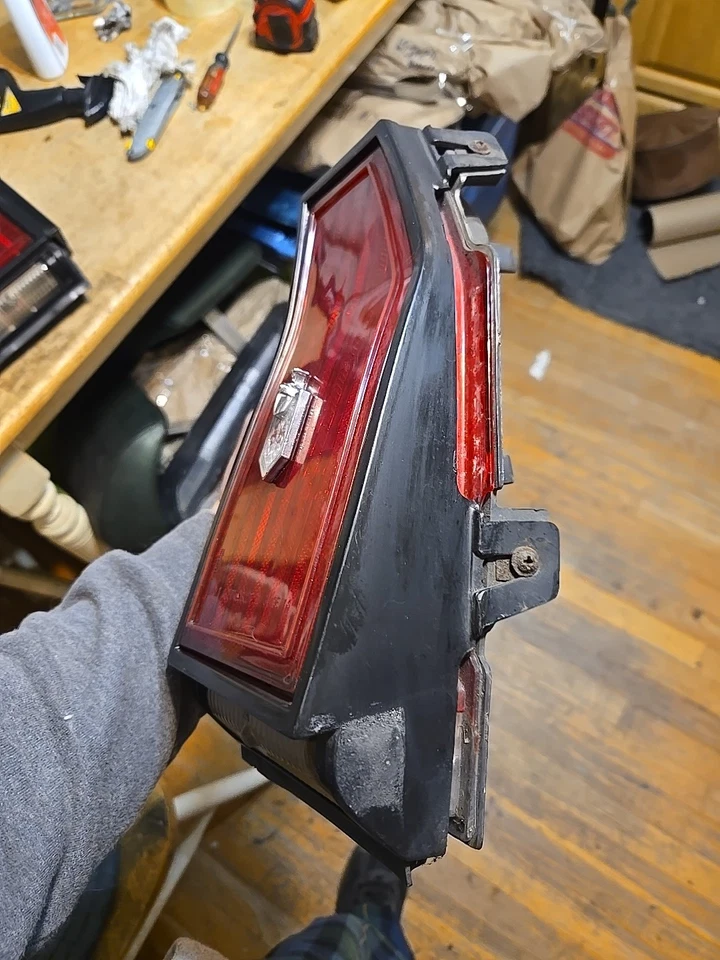 1981-85 Chevy Monte Carlo SS Pass задний фонарь 1982 1983 1984 1985 5971996 Rh оригинальный - Изображение 4 из 4