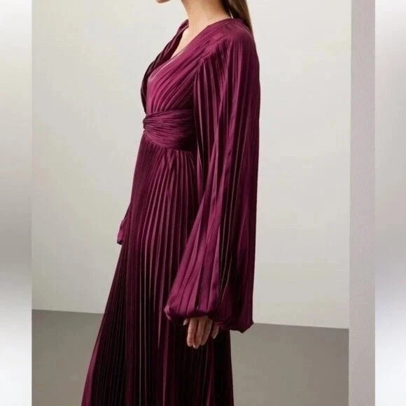 Ieena for Mac Duggal Pleated Charmeuse Long Sleeve Maroon Gown Size 12 - Image 4 of 4