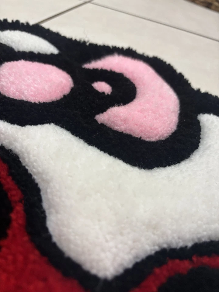 Alfombra/o decoración de pared personalizada hecha a mano acolchada de 2 pies Hello Kitty Foto 4 de 4