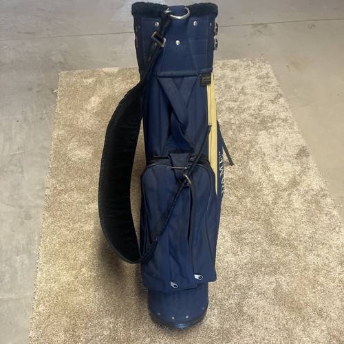 Jones Sports Notre Dame Fighting Irish Stand/Carry Golf Bag - Picture 3 of 13