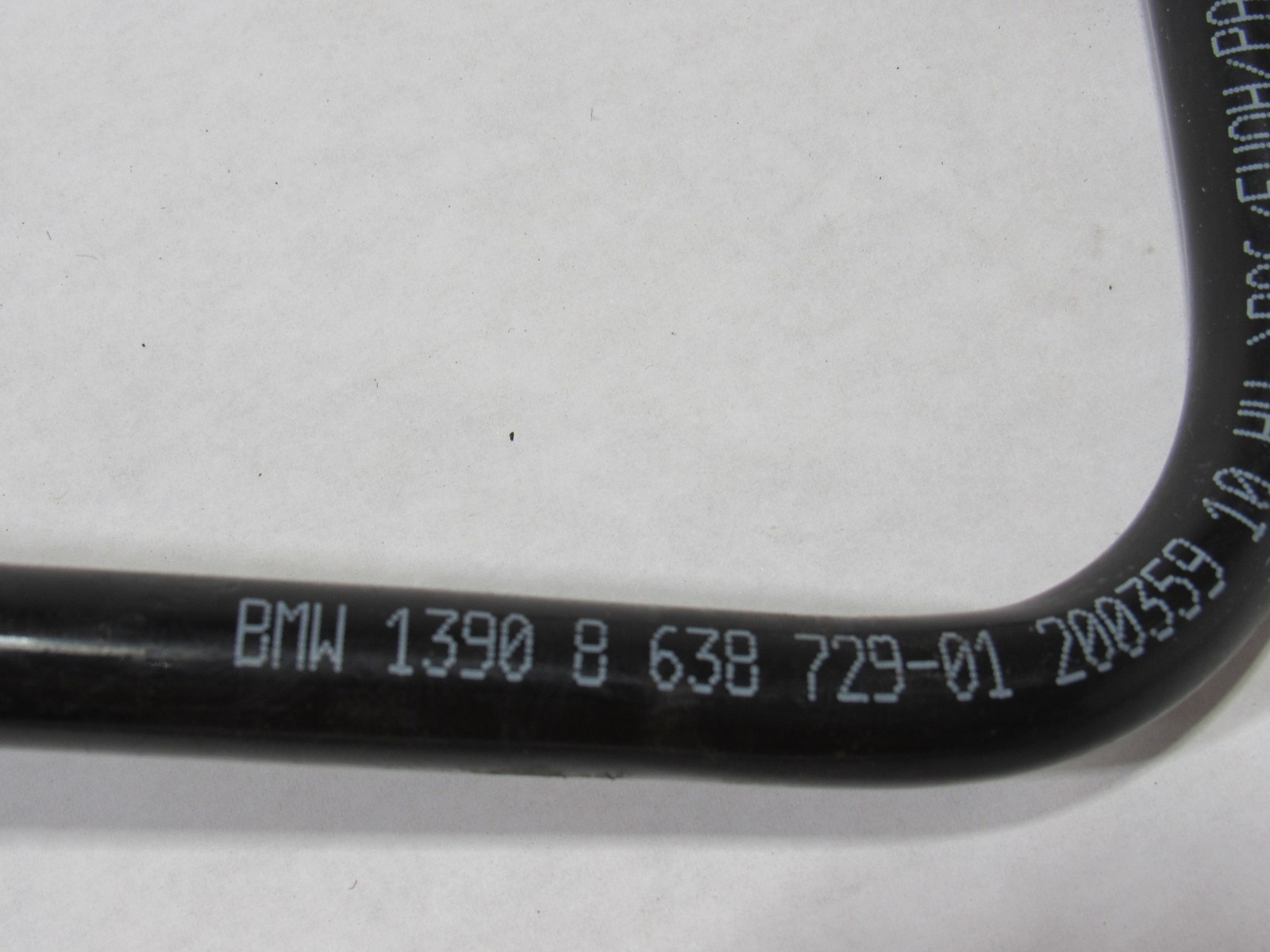 14-20 BMW I8 2015 Fuel Gas Reservoir Tank Breather Line Hose Pipe ;:M