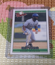 Donruss 1992 The Rookies Eric Young Los Angeles Dodgers #128 Rookie Card. rookie card picture