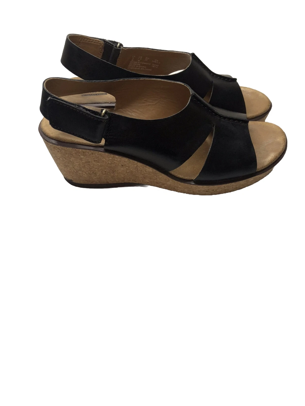 Sandali Clarks neri in pelle di sughero con zeppa 7M chiusura a gancio e passante