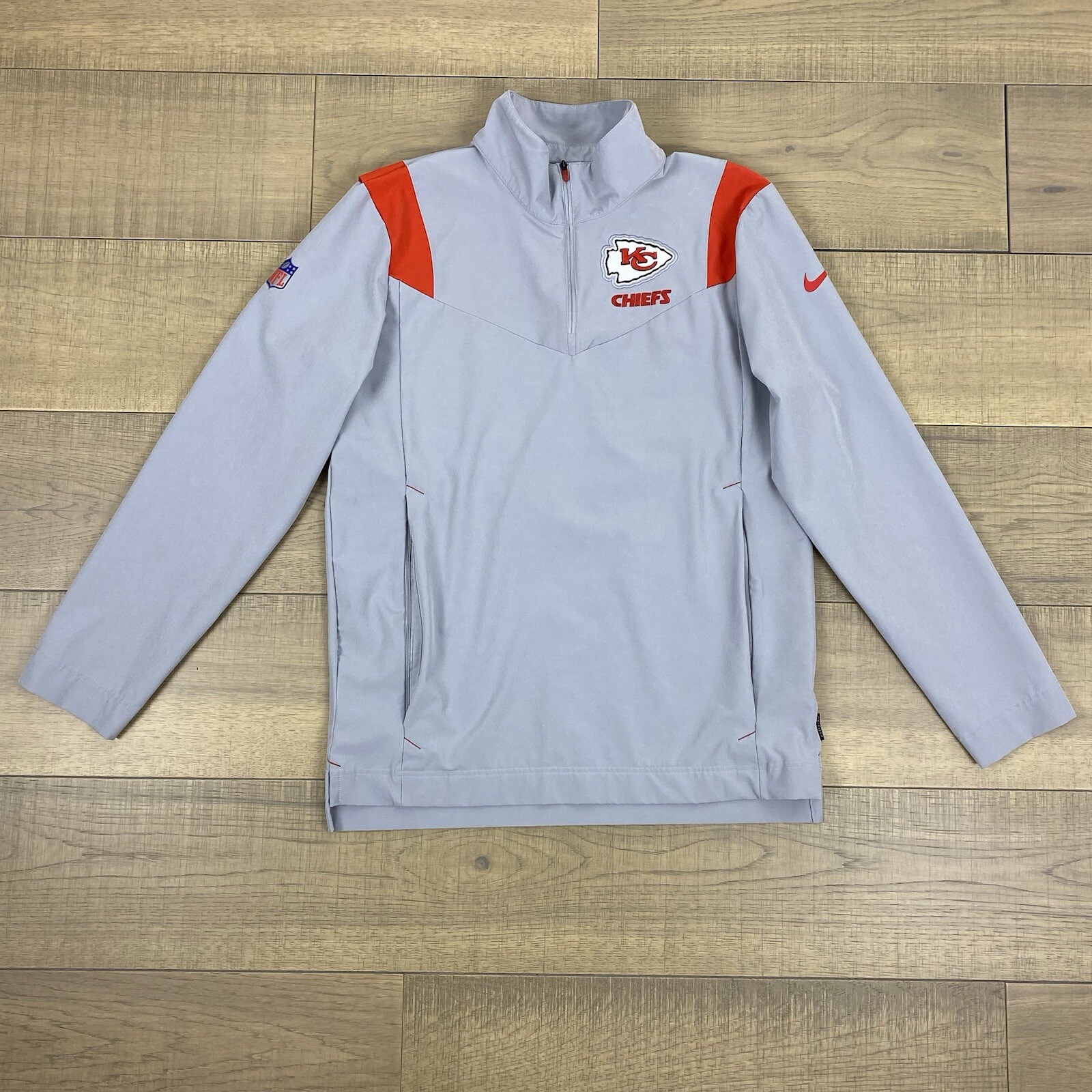 SACAI X NIKE Nike Kansas City Chiefs 1 4 Zip Giacca Top Uomo S Sideline Grigio Ventilato NFL Coach